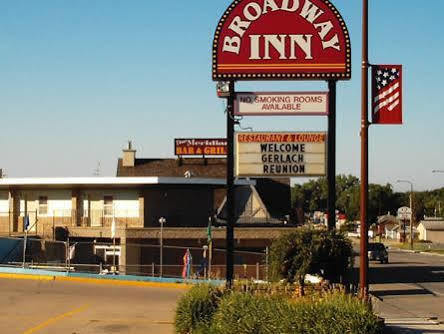 Broadway Inn Yankton Extérieur photo
